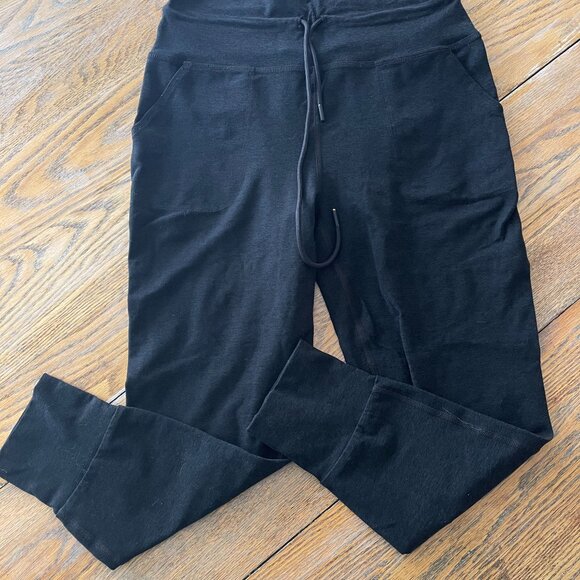 BEYOND YOGA cropped 22.5 inseam/26" waist/drawstring legging/XL (check measure - Picture 1 of 7